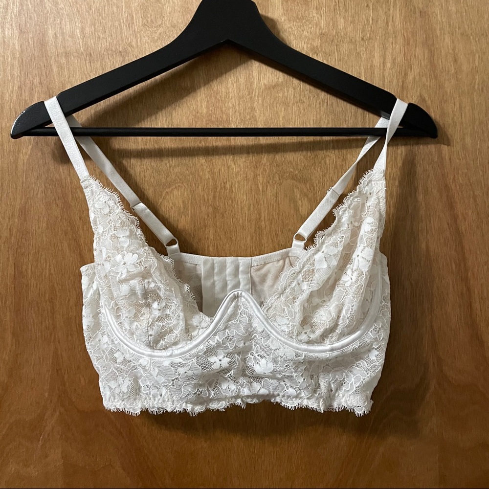 Victoria’s Secret Corset Style Wired Bralette